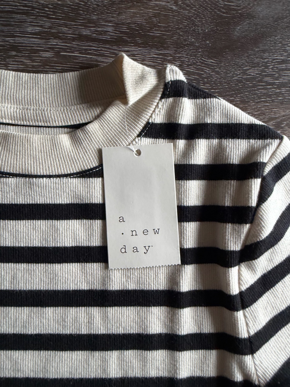 Striped Ribbed Tee - Picture 5 of 6
